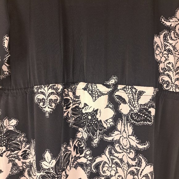 Soma Intimates Black Cream Crochet Bell Sleeve Dress or Coverup Size XS - Picture 7 of 8